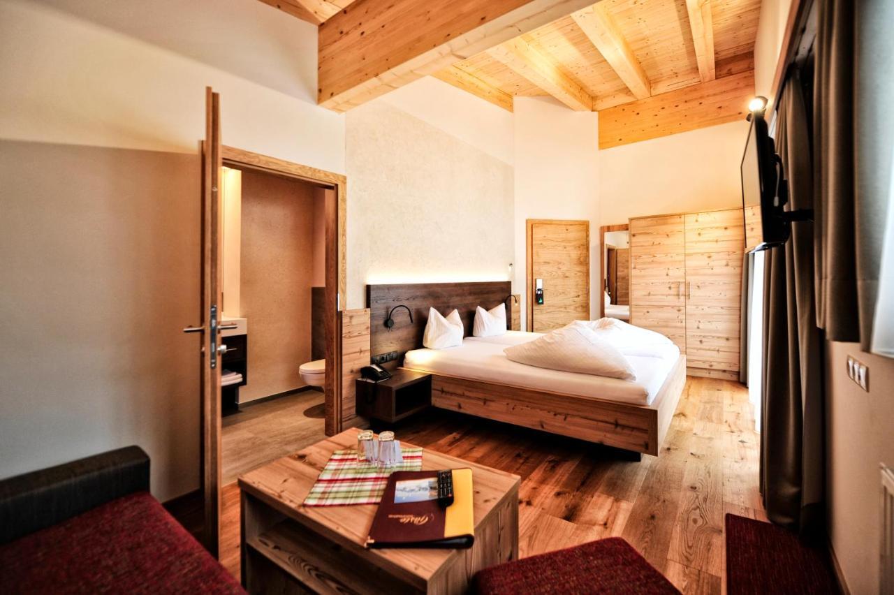 Hotel Garni Lamm Nauders Exterior photo